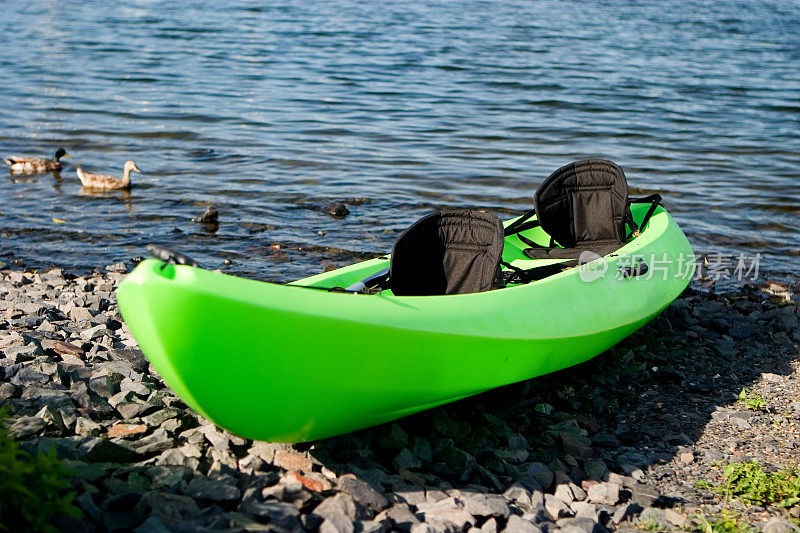 绿色Kayak 002